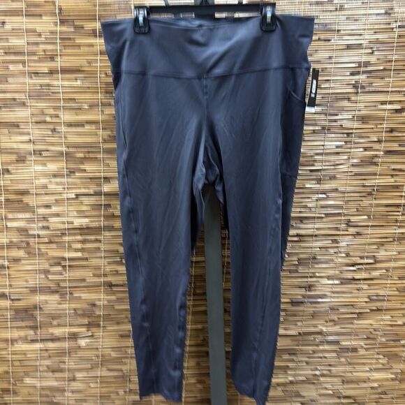 Ideology Plus Size Side-Pocket Full-Length Legging, Created for Macy's - Deep Ch - Picture 2 of 3